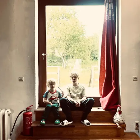 Nature, Chaleur, Calme Et Confort Au Coeur Des Ardennes Belges カントリーハウス ロシュフォール